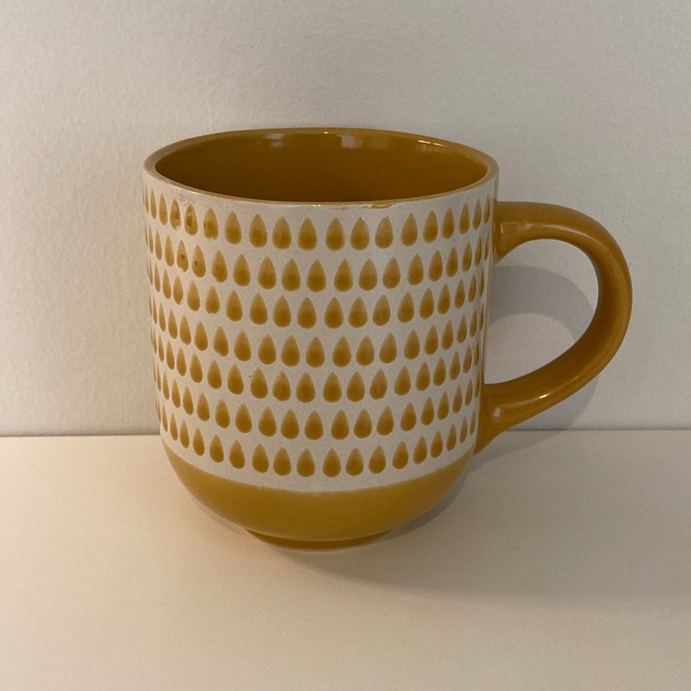 ⭐️ 2 for $10 Mustard coloured coffee mug